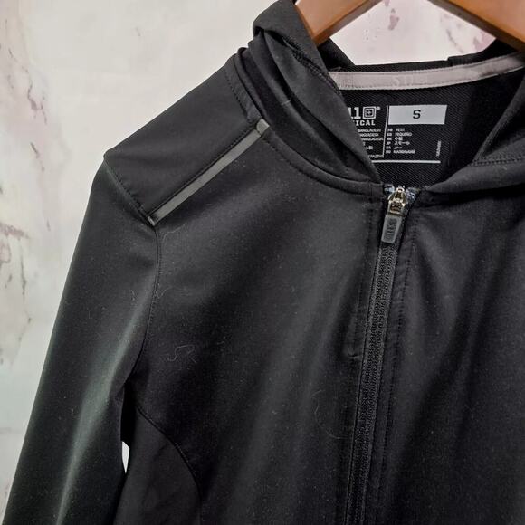 511 Tactical Jacket Womens Small Black Full Zip Hooded Lightweight Softshell - Picture 2 of 12